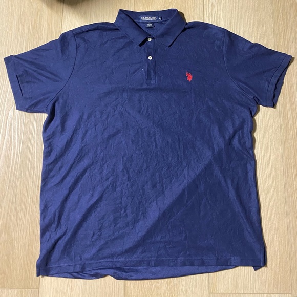 navy bleu U.S Polo Assn. dress shirtwith red stitching - Picture 3 of 3